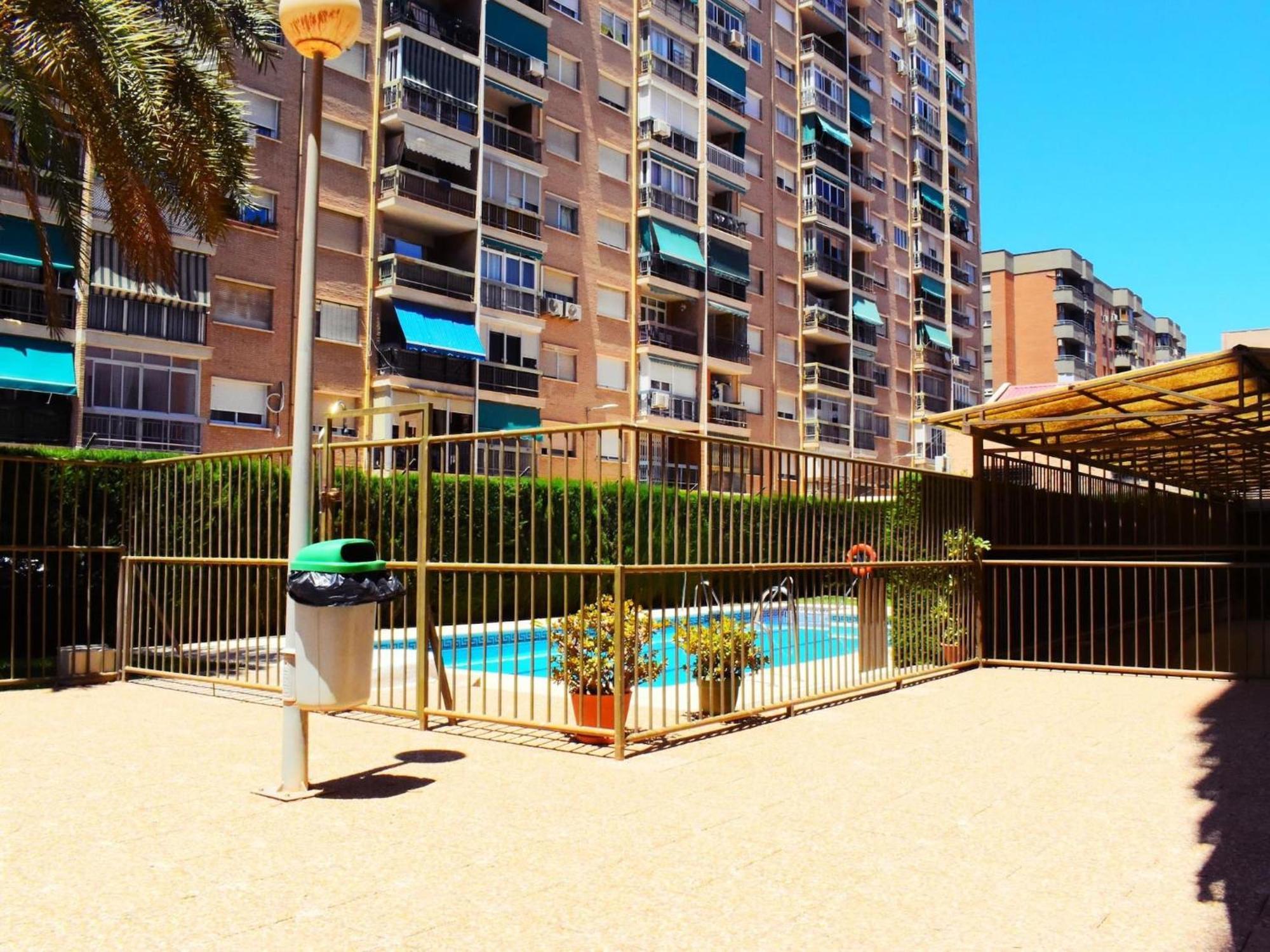 Amplio Y Luminoso Apartamento Cerca Del Centro Y La Playa Con Piscina Y Parking Privado Malaga Zewnętrze zdjęcie